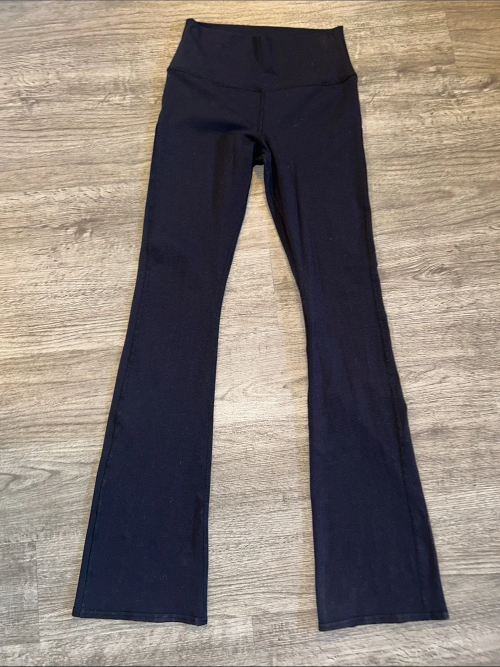 Alo Airbrush High-Waist Full Length Bootcut Leggings Black Women’s Small